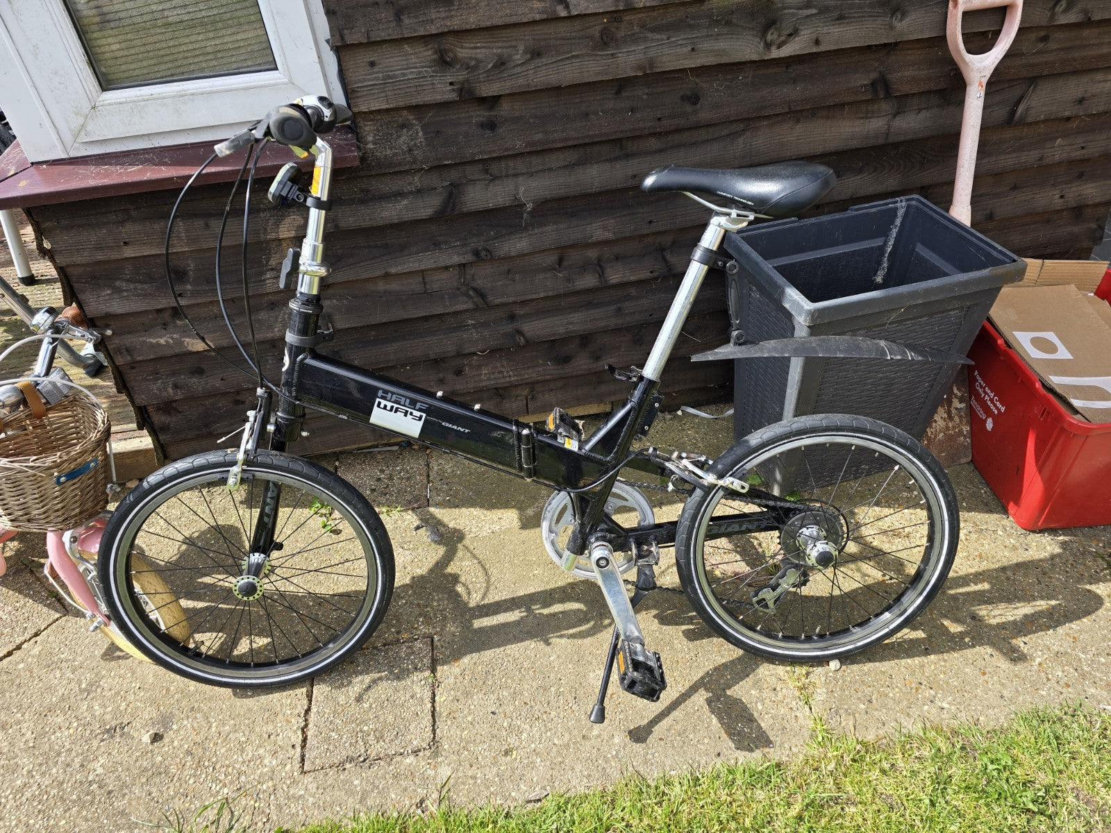 Giant Halfway Folding Bike 20'' Wheels, 7-Speed, VGC