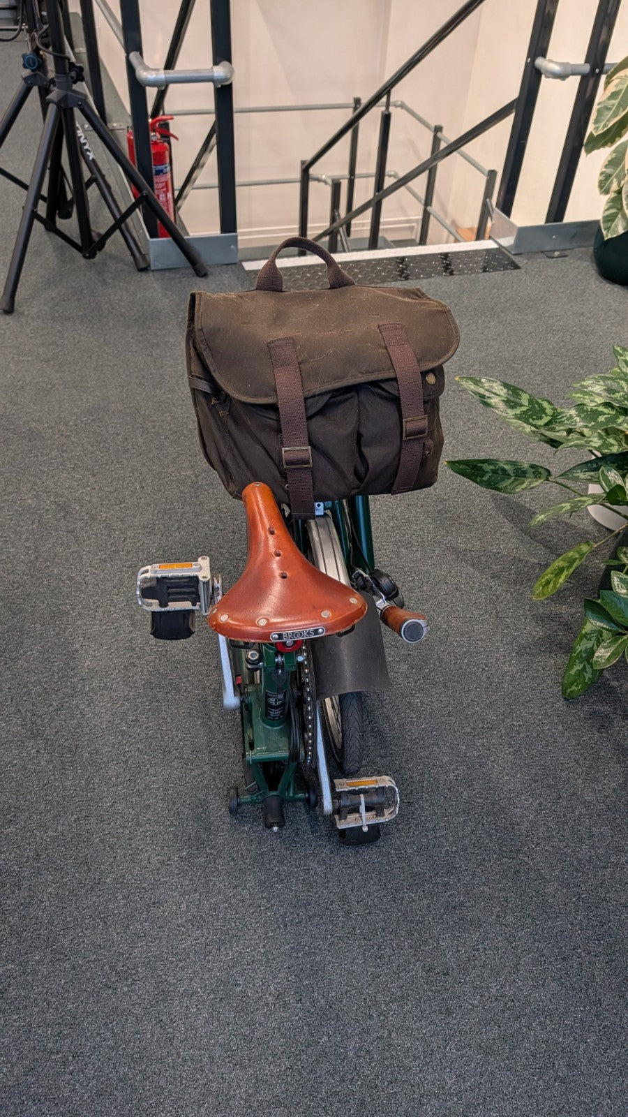 Classic 6-Speed Brompton Folding Bicycle - Racing Green - Excellent condition