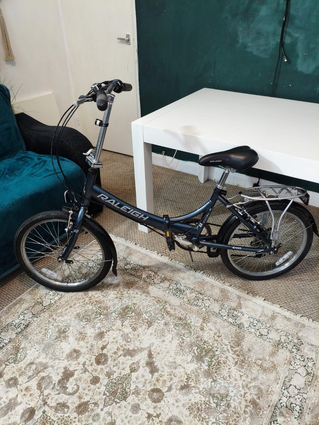 Raleigh Evo7 SP Folding Bike , 20” wheels. Fully working