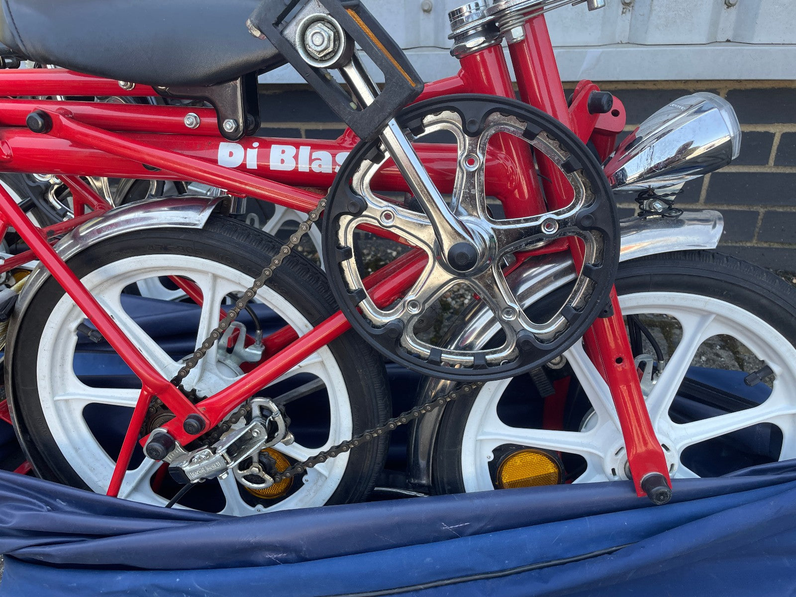 2 x Classic Di-Blasi Folding Bike Black 4 Spd Drum Brakes Nylon Wheel RED/BLACK