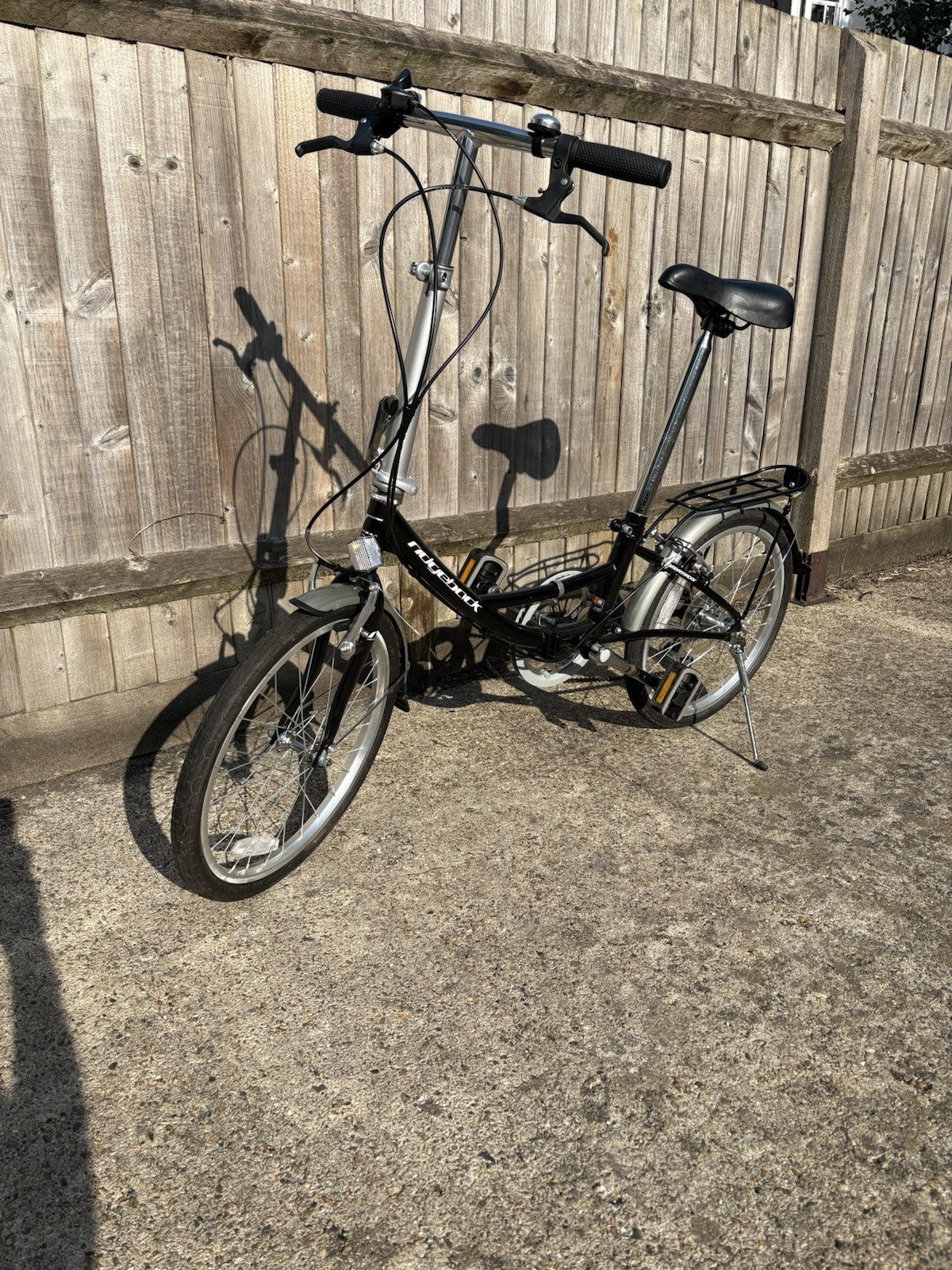 Ridgeback Ambassador Folding Bike 20” Wheels, 6 Speed Shimano, NEW