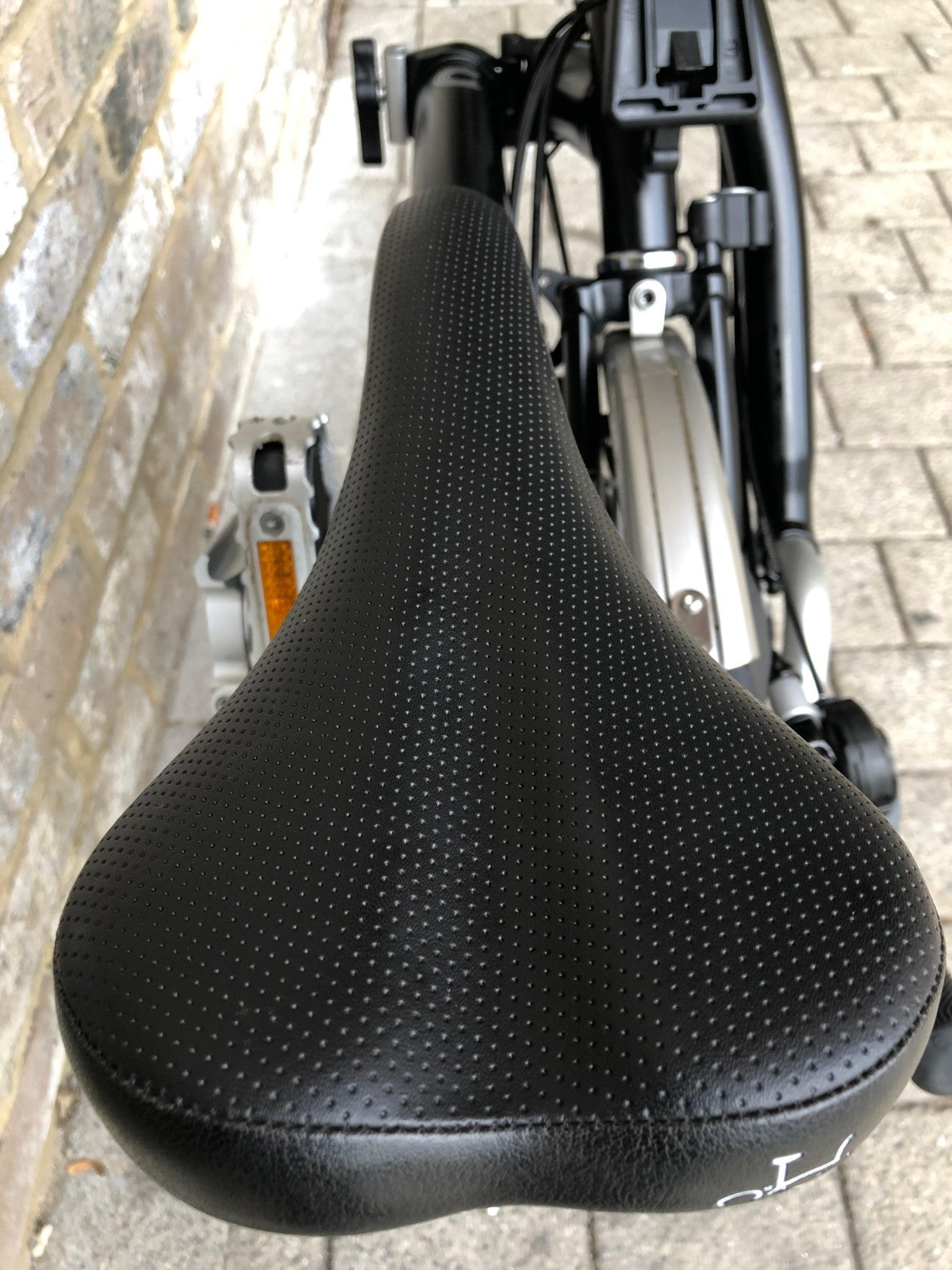 Brompton Black M6L (C Line Explore 6 Speed) - Worldwide Delivery