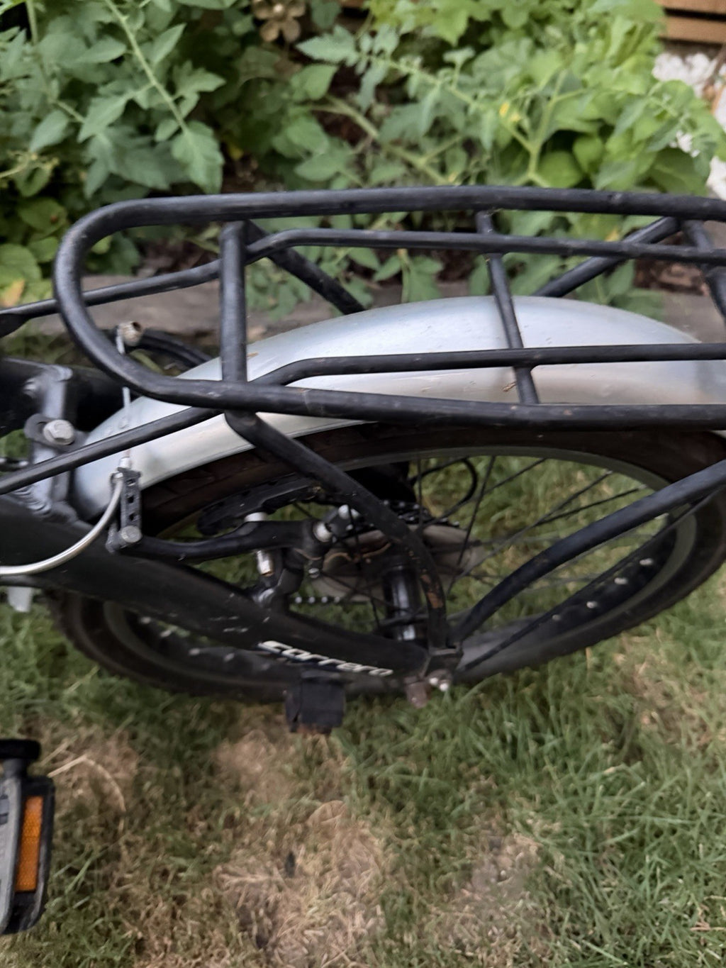 Carrera Intercity Folding Bike 8-Speed