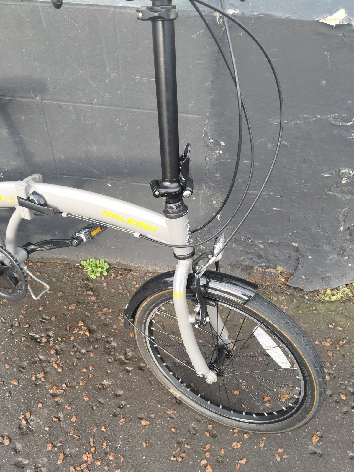 Raleigh Evo Two Folding Bike Aluminium FullyAdjustable Handlebars Seat Great Con
