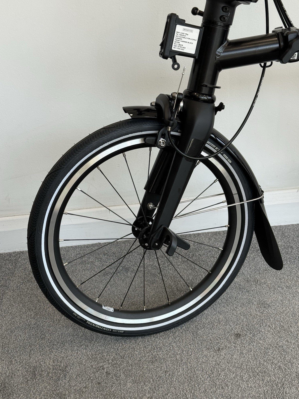 Brompton Folding Bike 12 Speed P Line Low Bar Excellent Condition Black Colour
