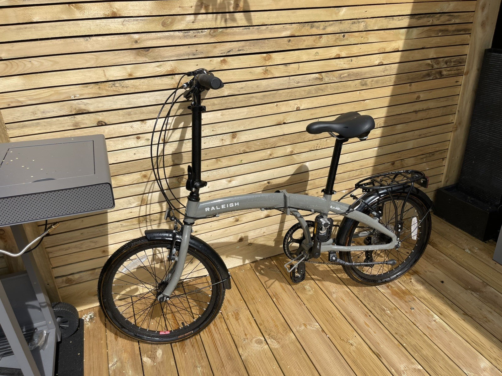 Raleigh Evo Two Folding Bike - Grey – Excellent Condition - White decal
