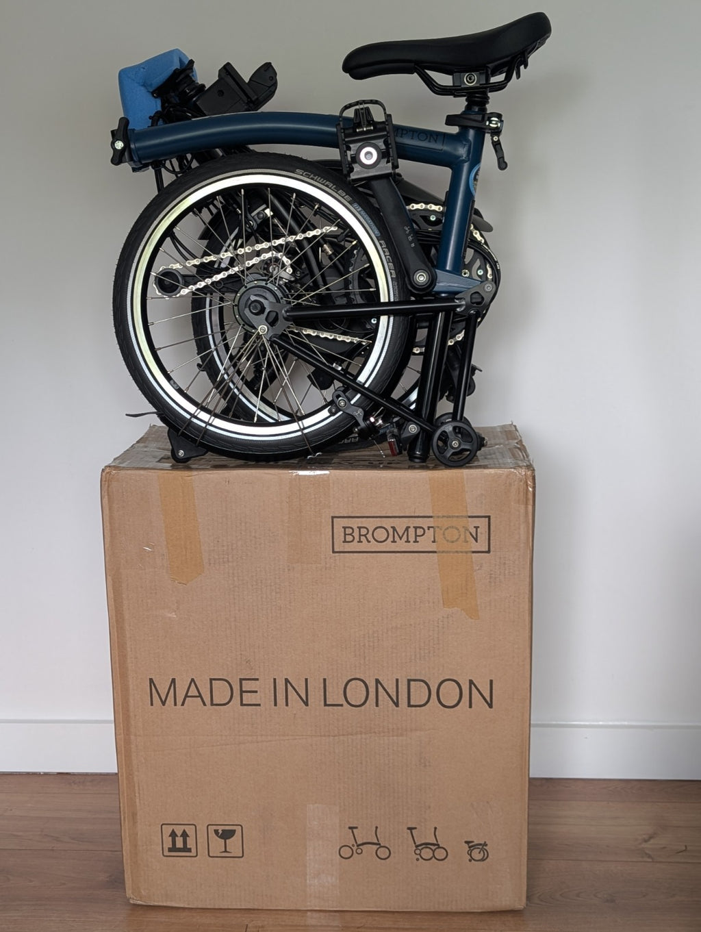 Brompton Electric C Line Explore Mid + Rack - 12 Speed - Ocean Blue Folding Bike