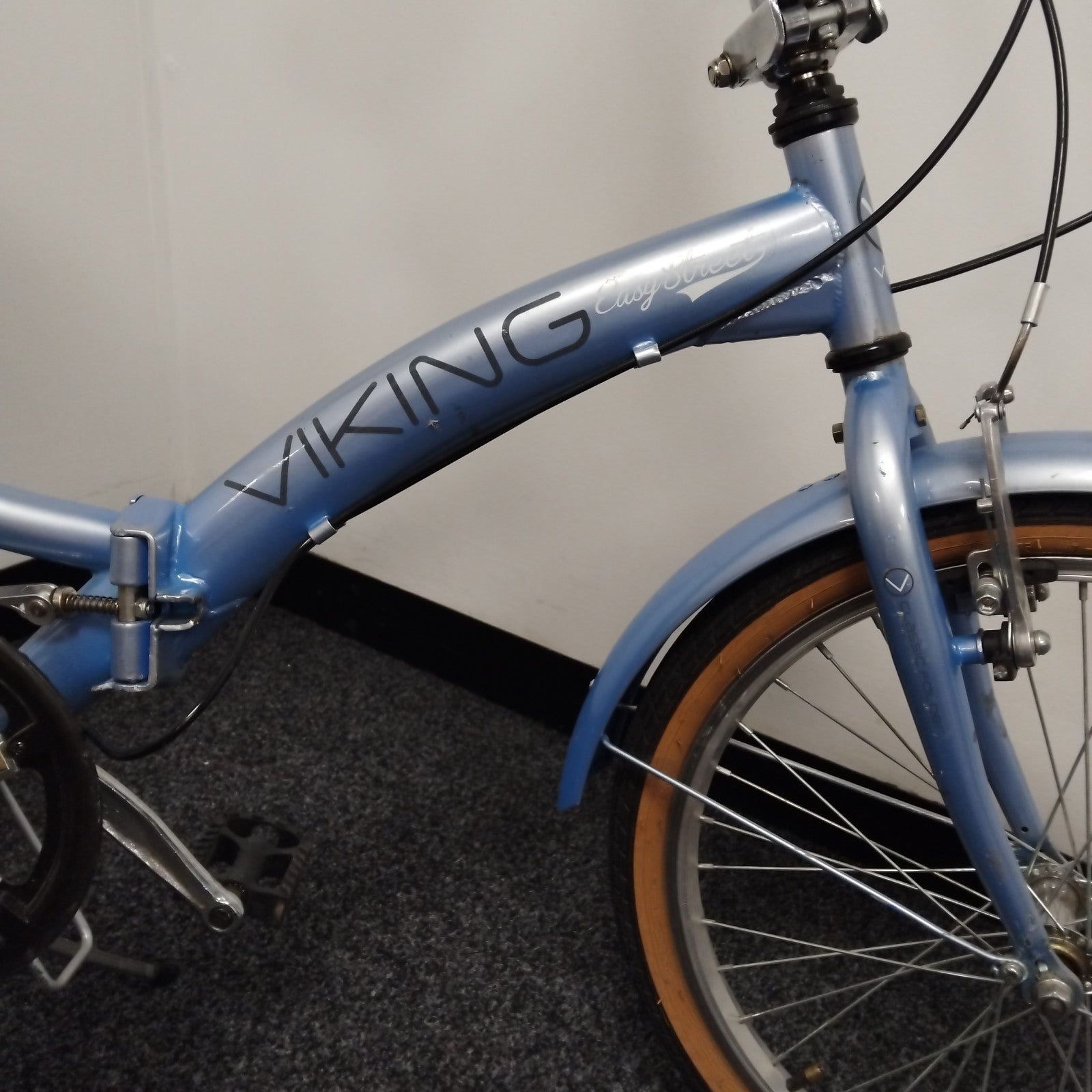 Viking Easy Street Metallic Blue Folding 6 Speed Bicycle - 19" Wheels