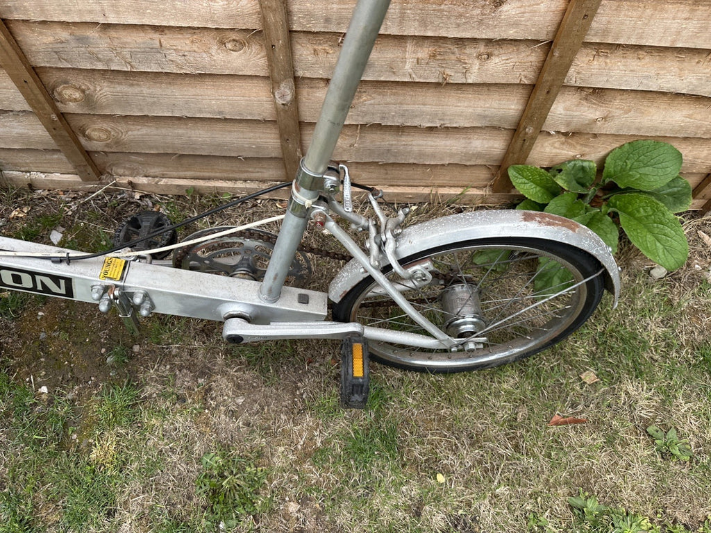 Vintage Bickerton Folding 3 Speed bike, ideal for shows and festivals