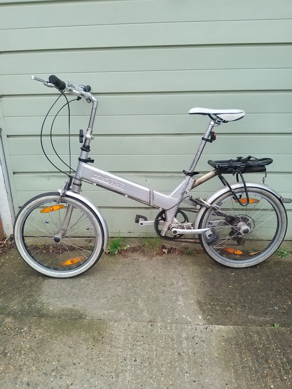 Giant Halfway folding bike