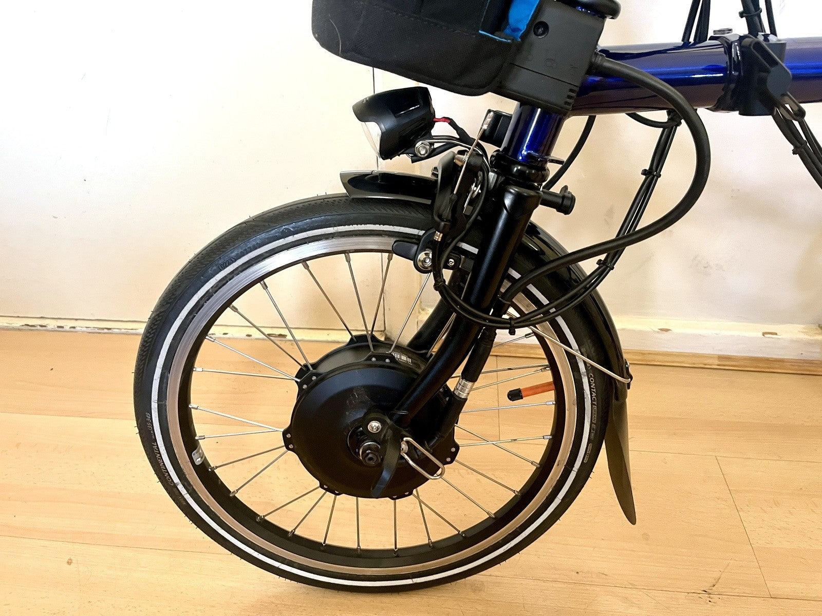 Brompton Electrc P Line 12 Speed M Folding Bike, Blue Lacquer 2025 EXC CONDITION