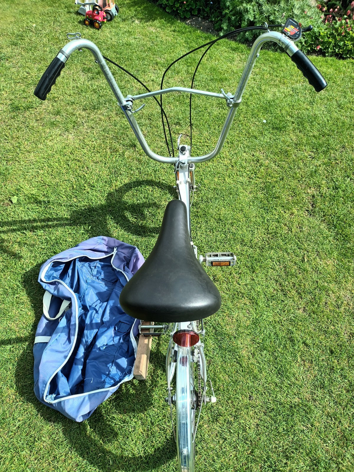 Vintage Bickerton Folding Bike, One previous owner from new, 3 speed, VGC + Bag