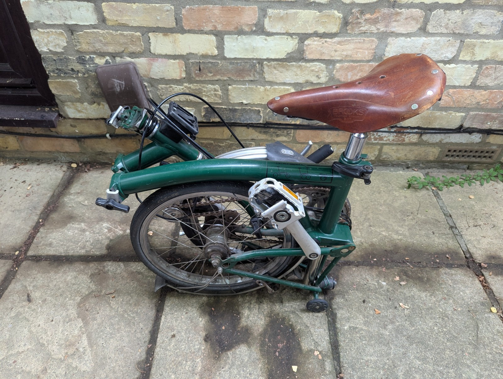 Brompton Folding Bike 16in Wheels Green 3Speed Derailleur Gears