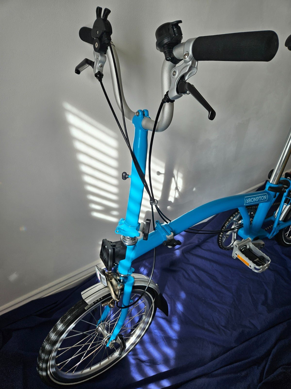 Brompton M3L folding bike - hardly used