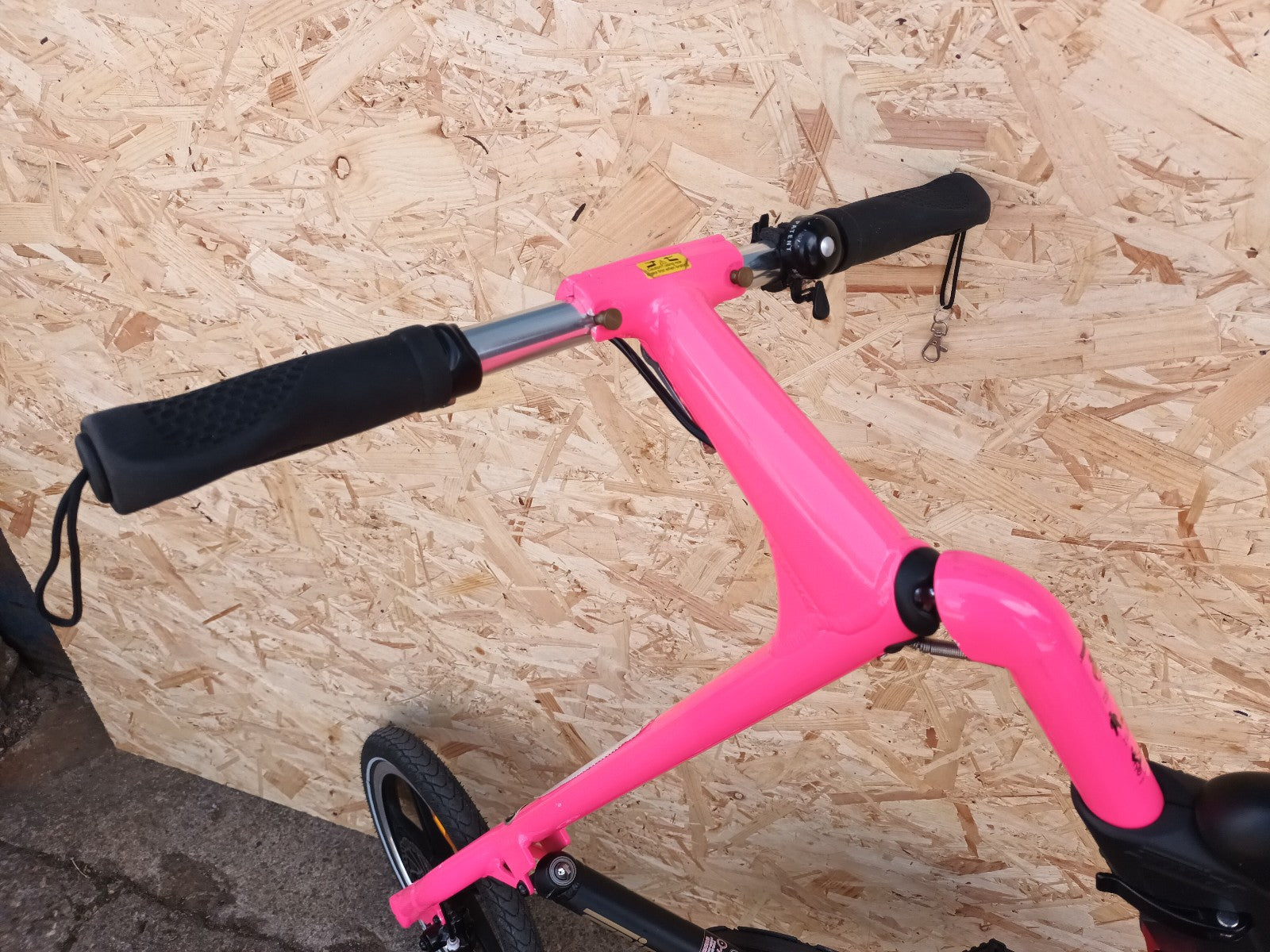 Strida LT Belt Drive Folding Bicycle, 2020, PINK, Disc Brakes, Made in Taiwan