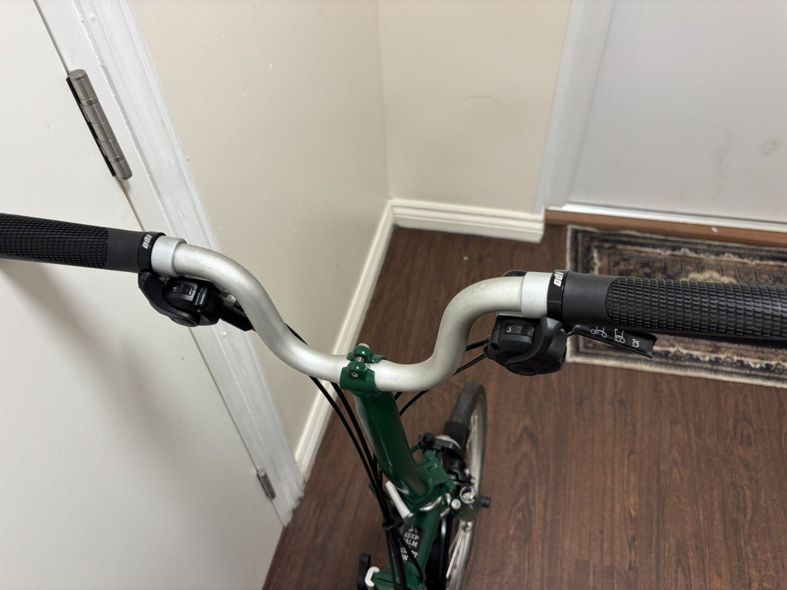 Brompton C Line M6L folding bicycle - RACING GREEN