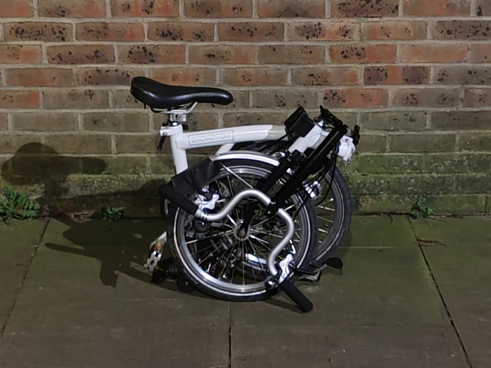 Brompton M3L White 3 Speed Folding Bike High Bar Serviced