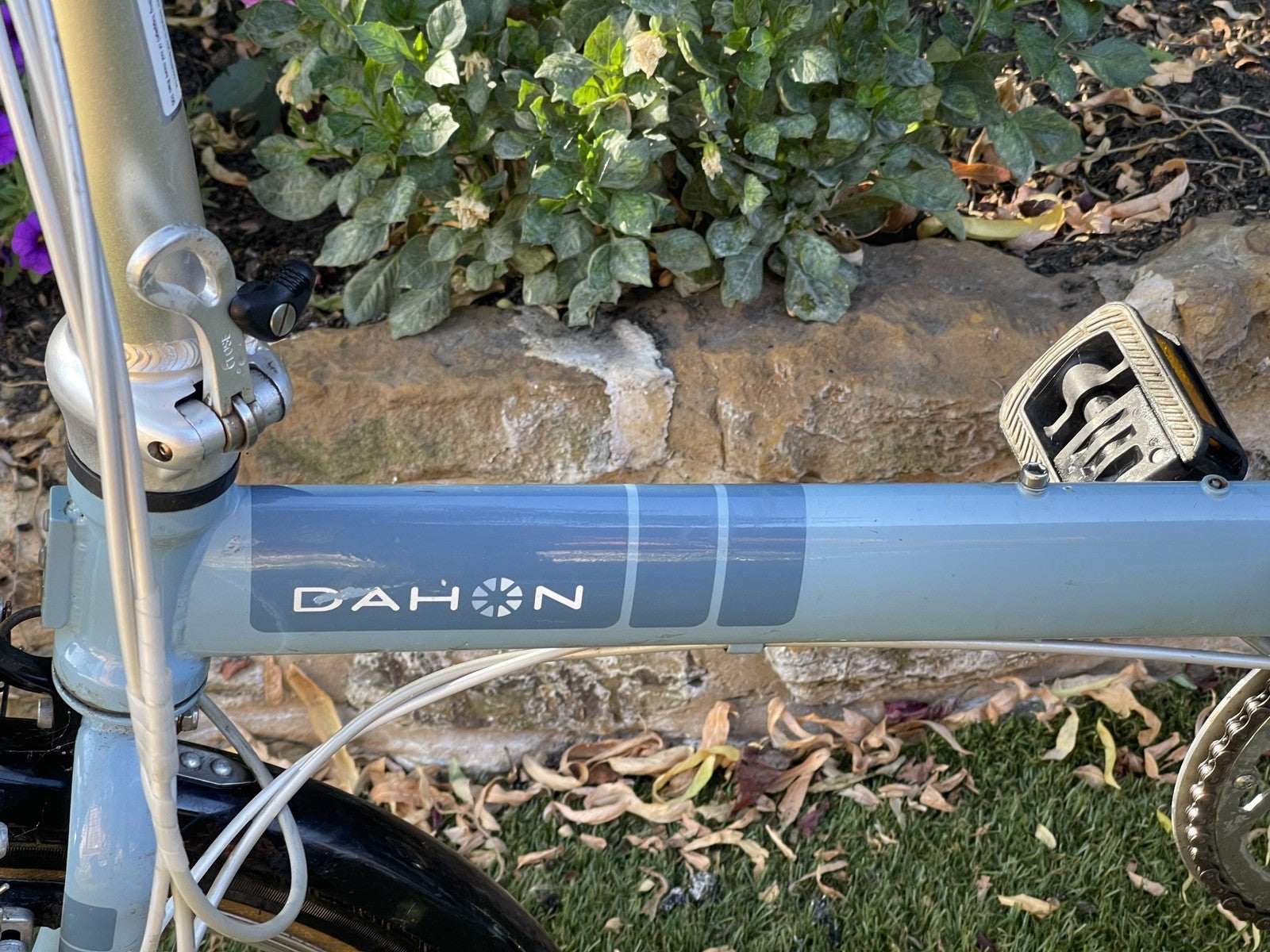 DAHON FOLDING BIKE 7 SPEED