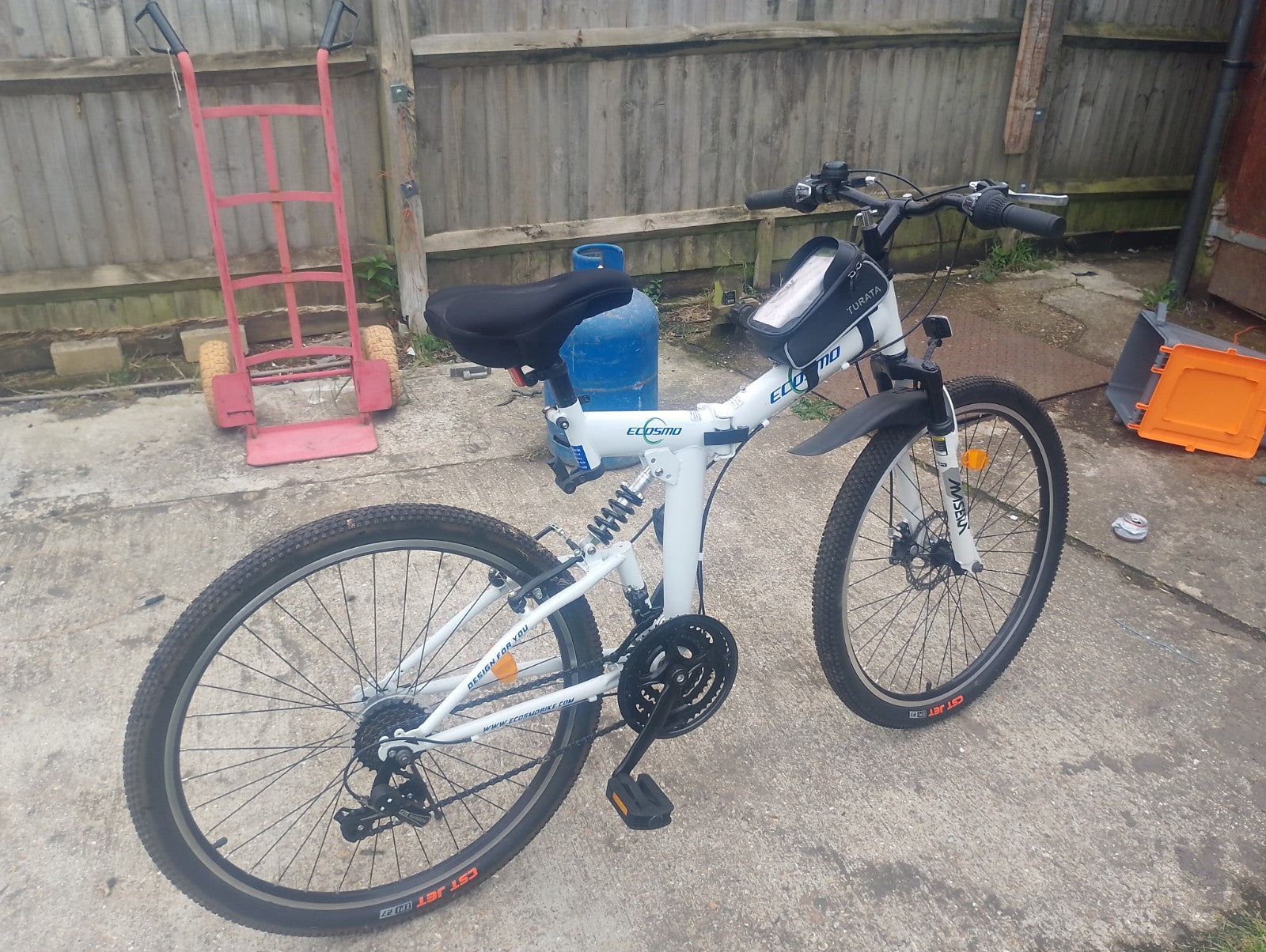 Folder Bike. ECOSMO.. VERY GOOD CONDITION