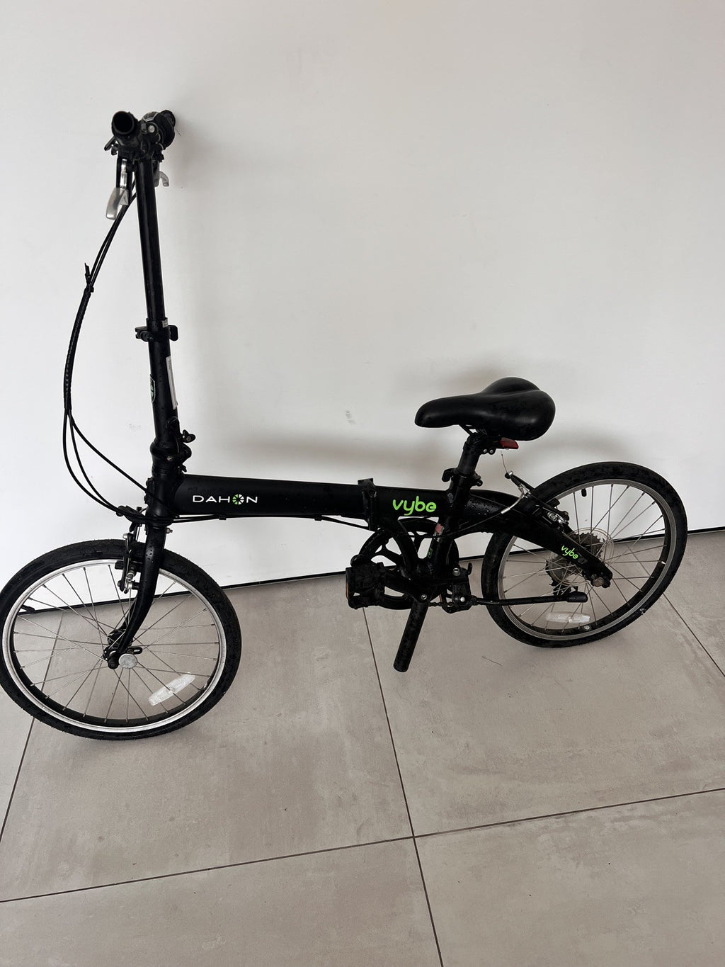 Dahon Vybe D7 Folding Bike (£599 New)
