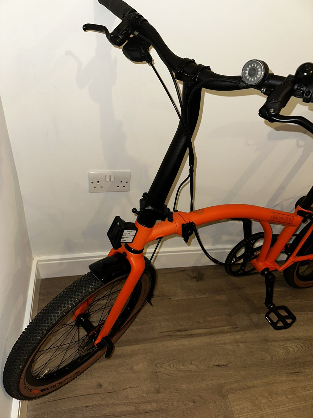 Brompton G-Line(roller frame), M, Orange, 8 speed - Be seen lights included