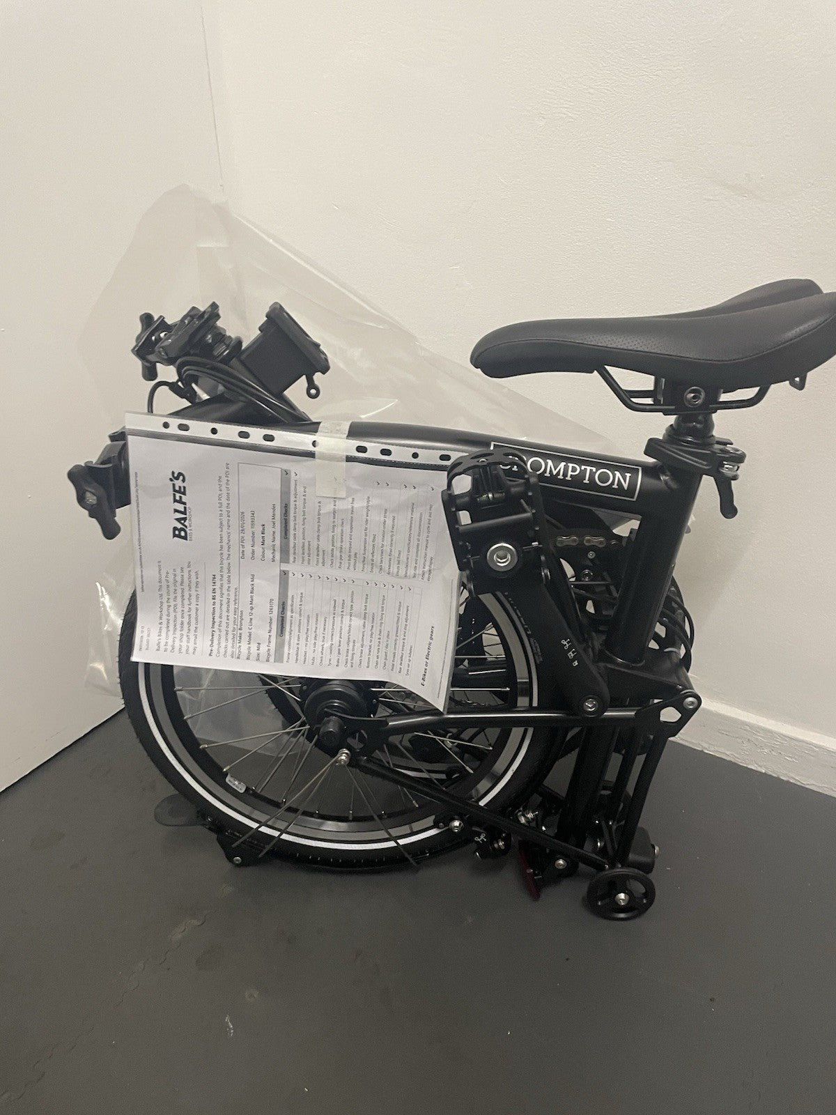 Brompton Folding bike C Line 12 Speed Matt Black mid RRP £1599