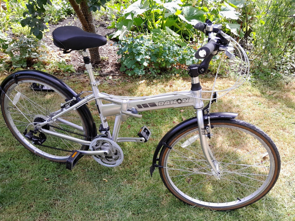 Dahon Espresso (med) 26" Folding Hybrid Bike Aluminium + many extras...
