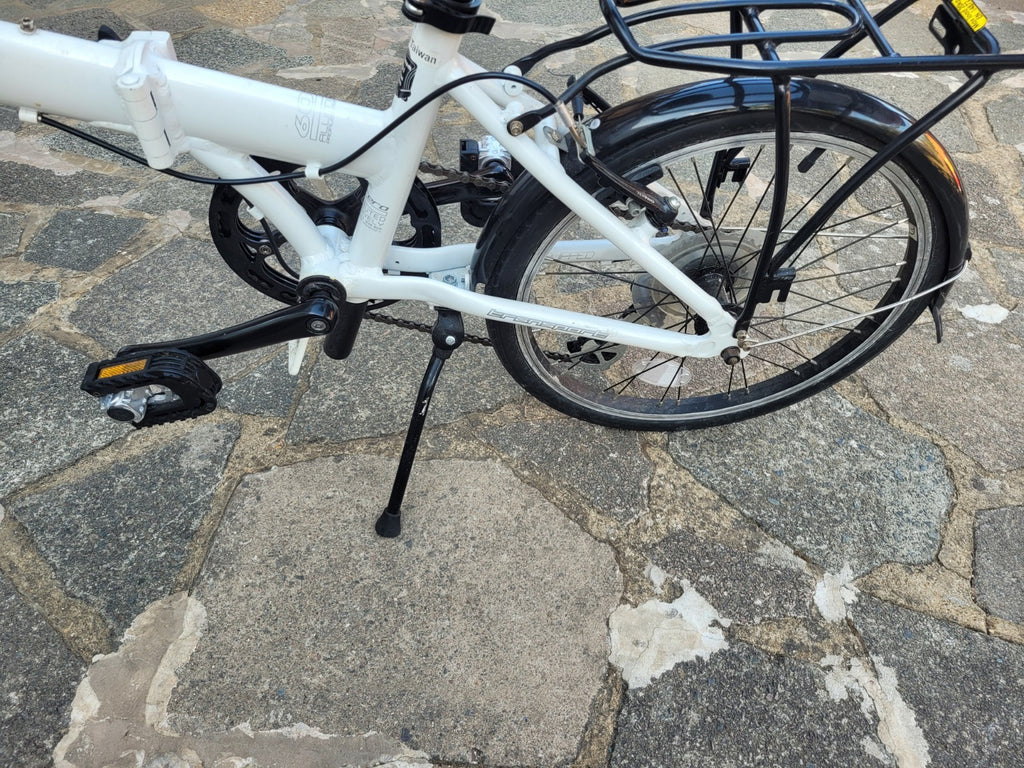 Carrera Transit Folding Bike 20” Wheels 8 Speed Alloy Frame Rack LOCAL DELIVERY