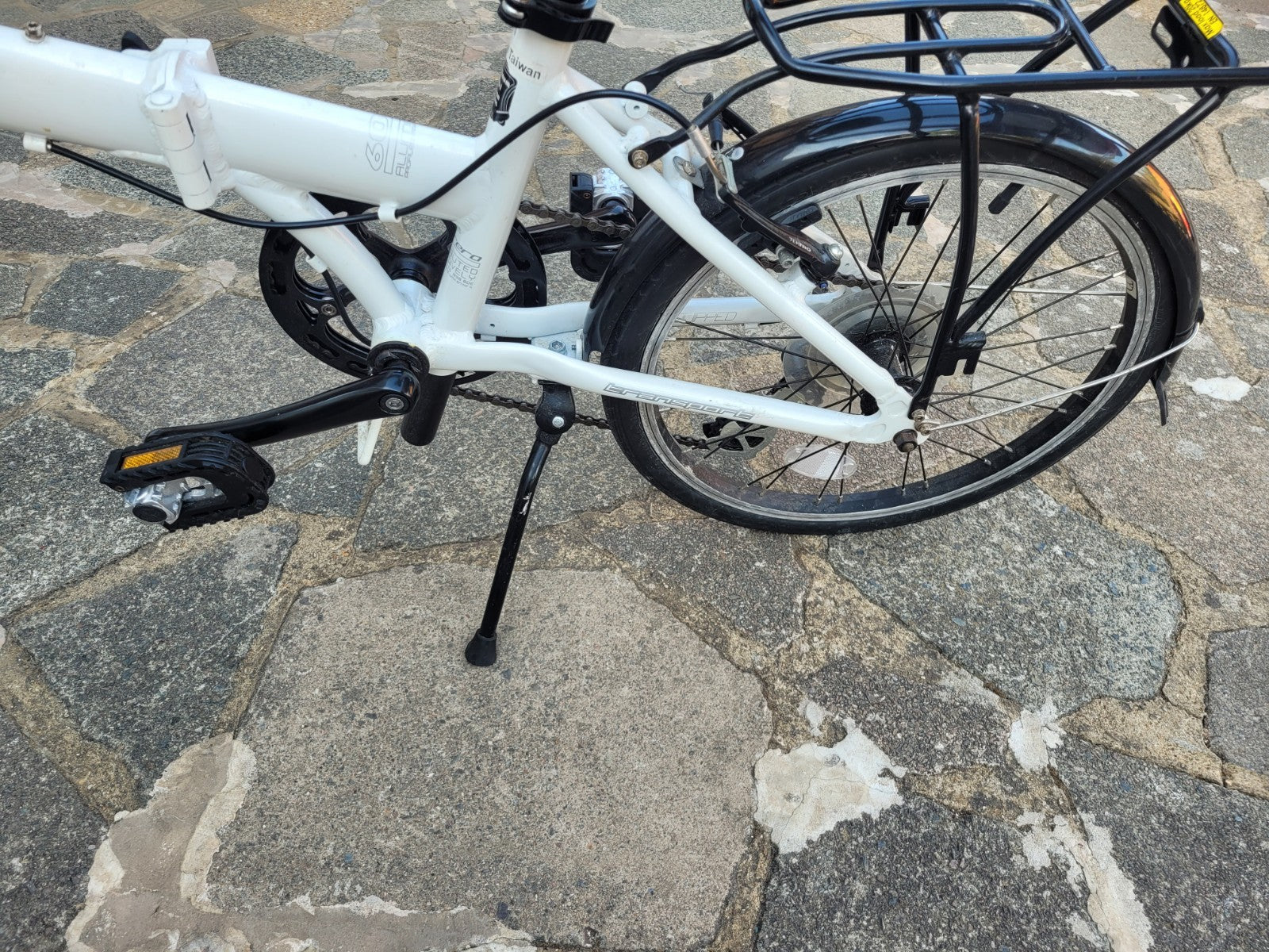 Carrera Transit Folding Bike 20” Wheels 8 Speed Alloy Frame Rack LOCAL DELIVERY