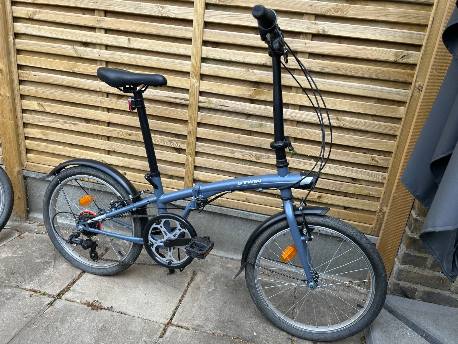 Decathlon BTWIN folding bike, 120. Grey, 6 speed