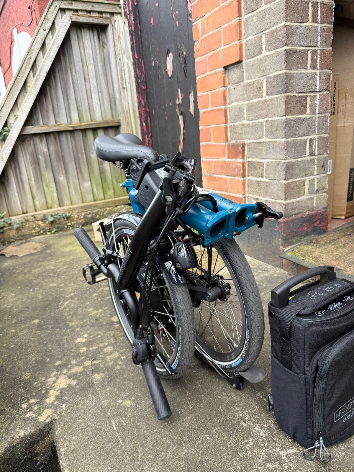 Brompton Electric C Line - 4 Speed - Mid Handlebar  Black Folding Bike RRP £2900