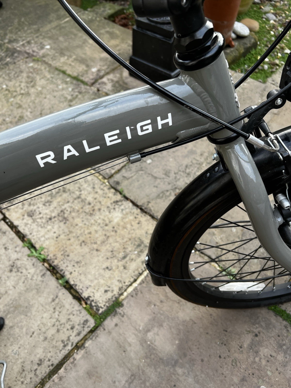 Raleigh Evo 2 Folding Bike 7-Speed