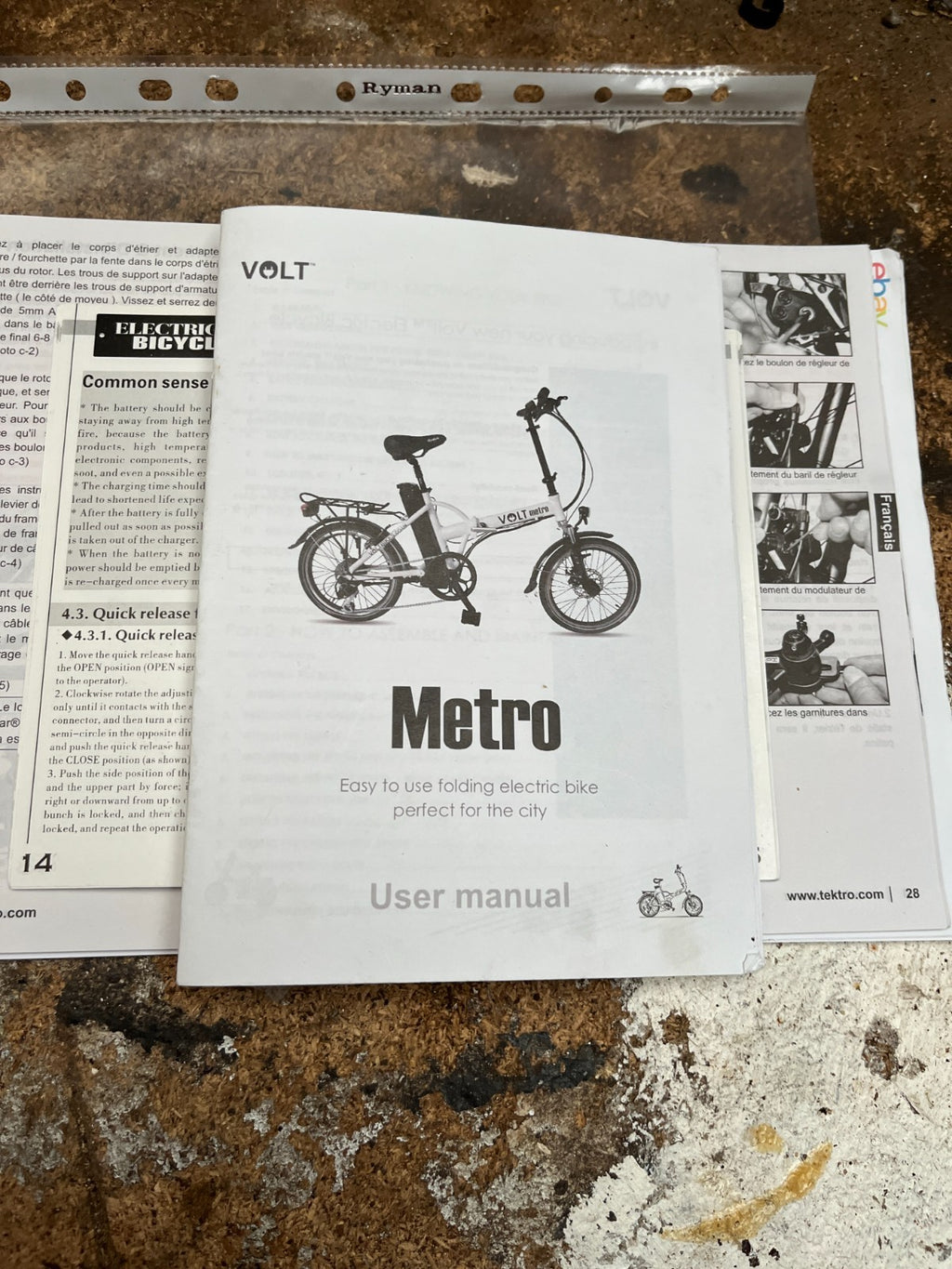 Volt Metro Folding Bike in white