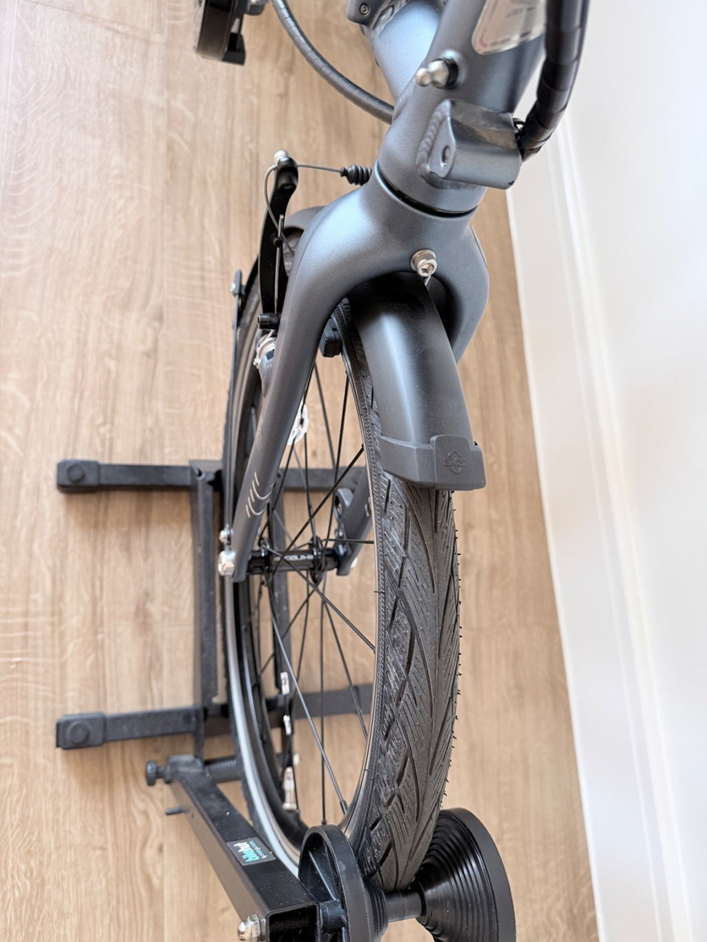 Tern BYB P8 Folding Bike Brand New In Box RRP1200£