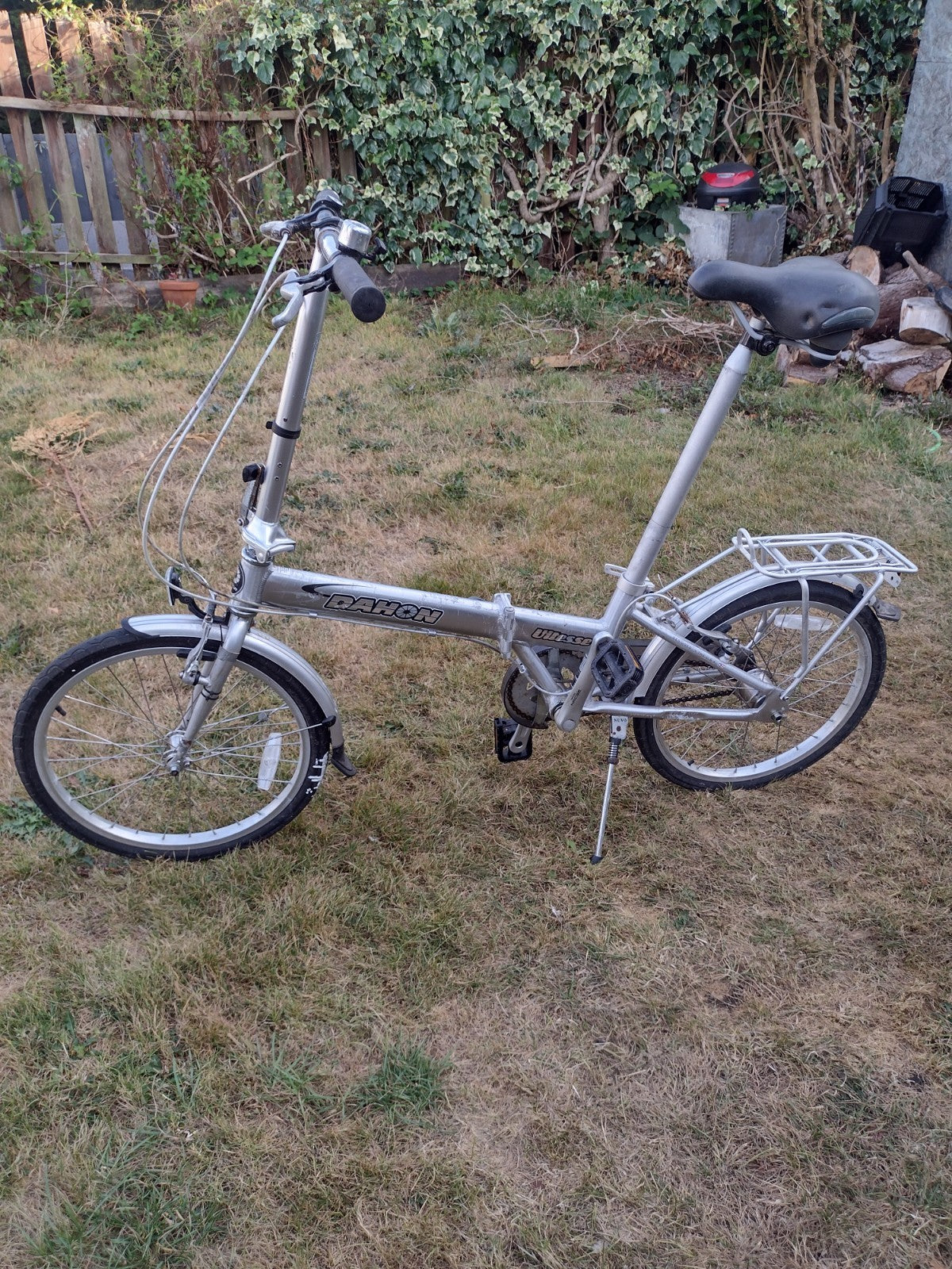 Dahon Vitesse Folding Bike 20 Wheels 3 Gears Aluminium Frame Great Bike