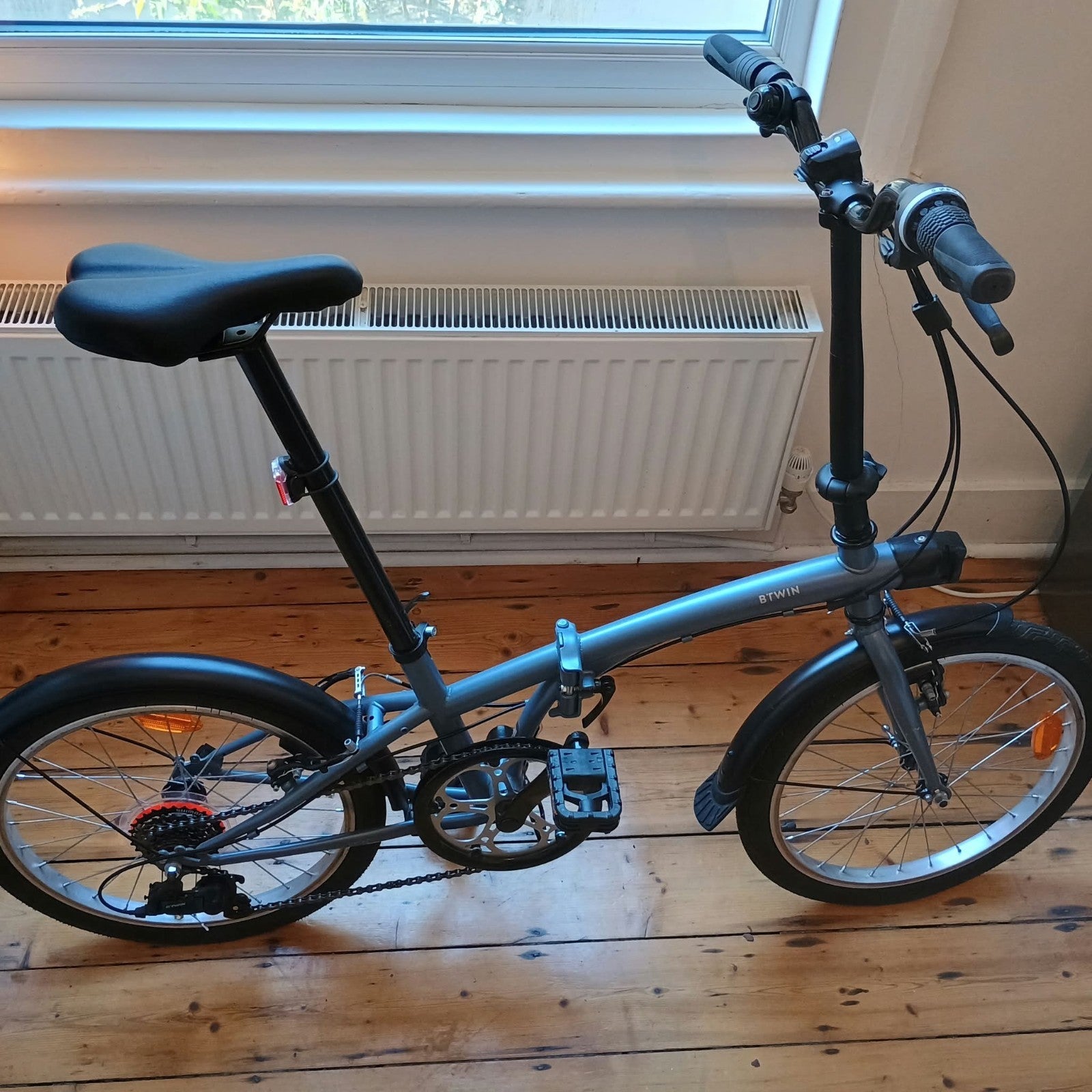 BTWIN Tilt 120 folding bike - grey - used once