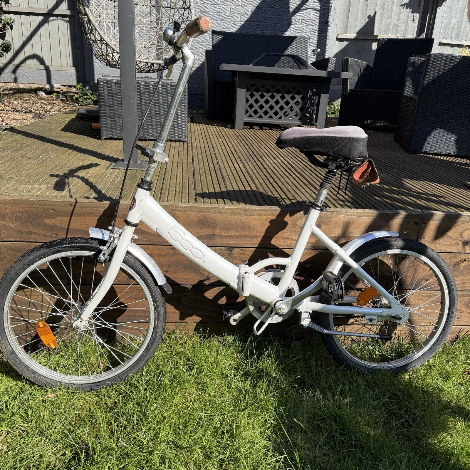 FIAT 500 Foldable Bicycle & Carry Bag White