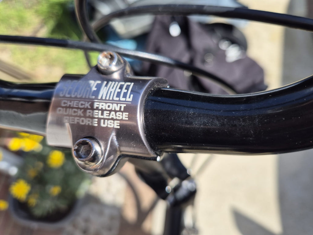 Mezzo D4 Folding Bike - Similar to Brompton Folding Bike