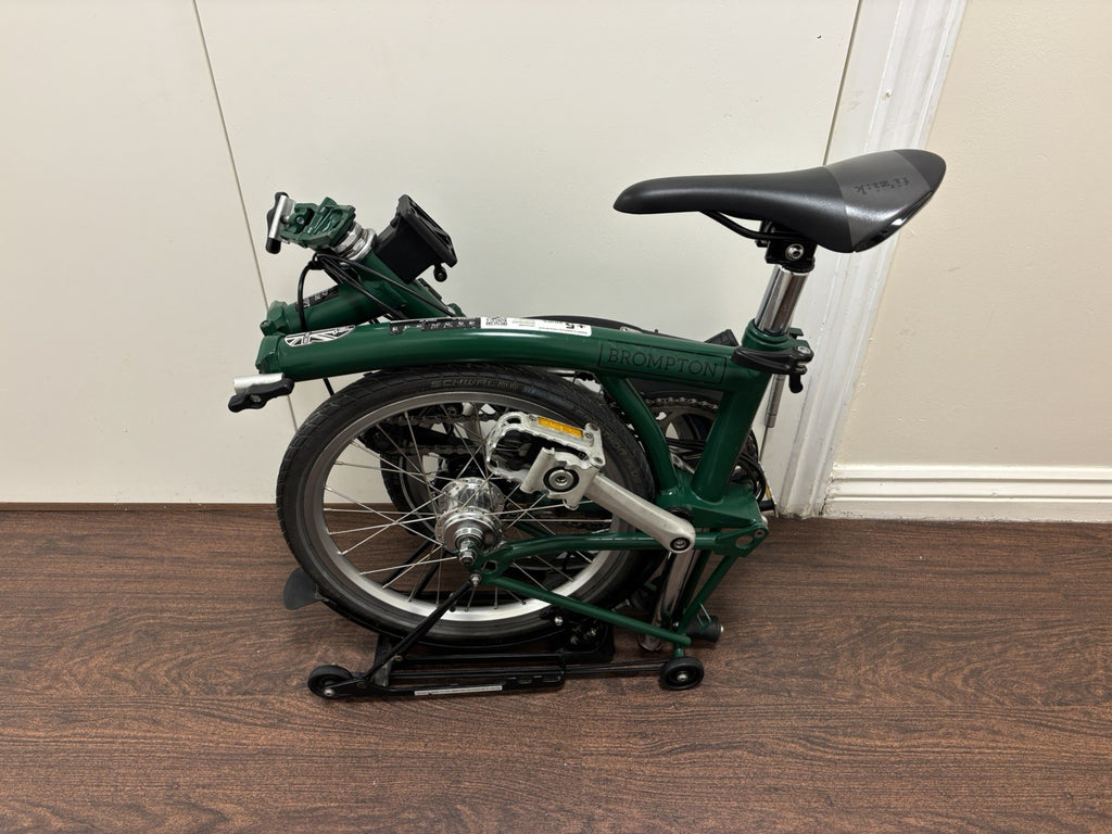 Brompton C Line M6L folding bicycle - RACING GREEN