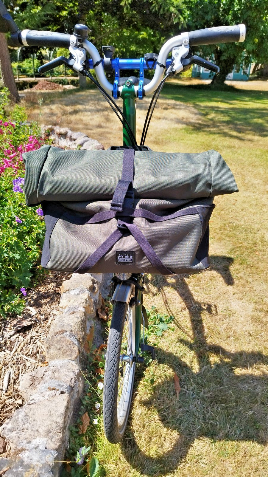 Brompton M6R C line Explore 2022 6 Speed Racing Green + extras Wahoo Elemnt Bolt