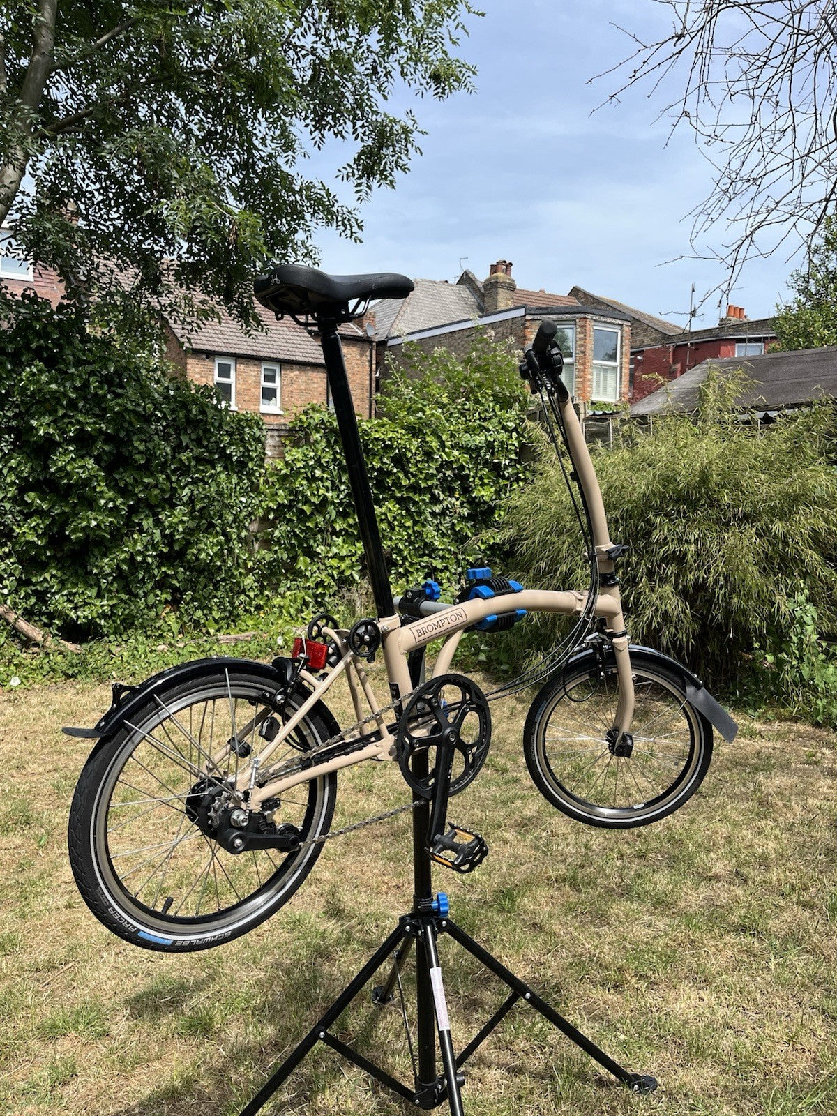 2024 Brompton Cline H6L (6-speed) Dune Sand colour