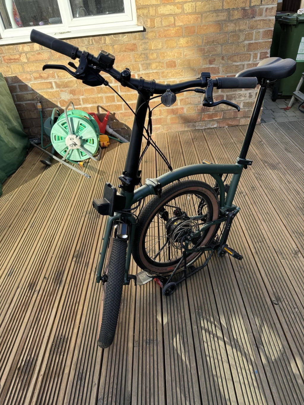 Brompton G Line 20in Folding Bike Green Disc Brakes Mudguards Front Light