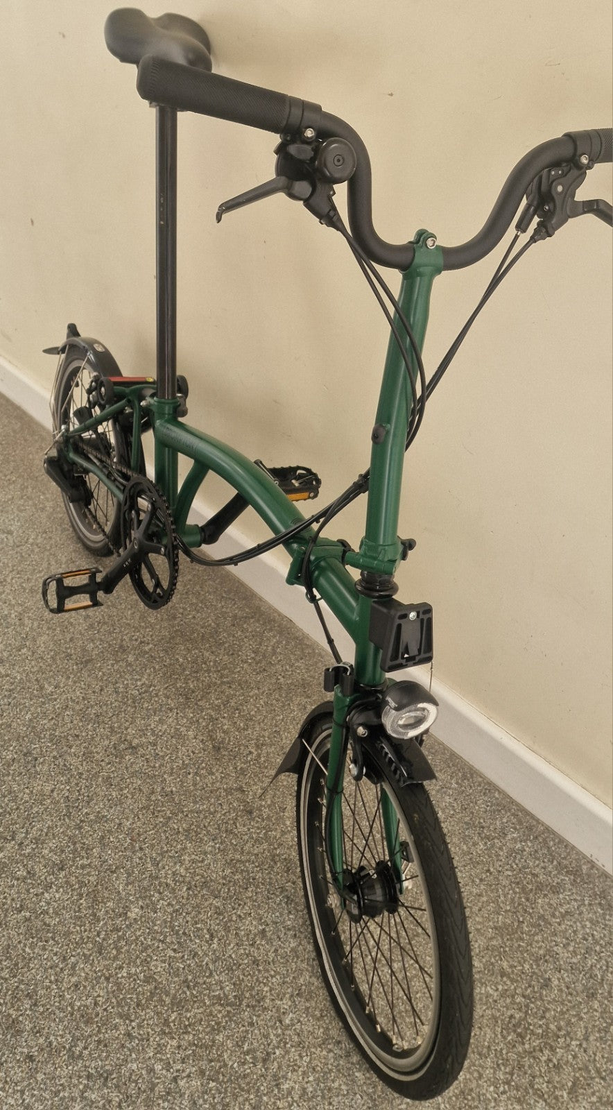 Brompton GREEN C Line 6 Speed fold bike + Free UK & Low Co$t WORLD📦🛩 🌎📫