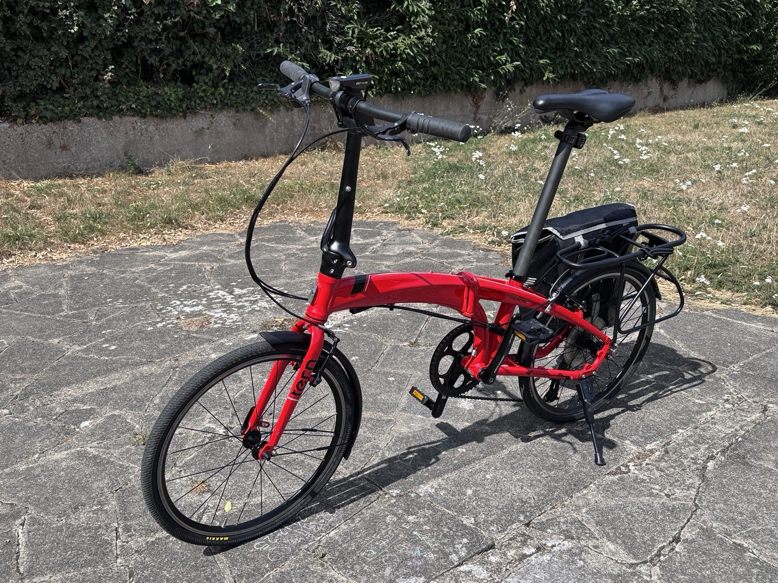 Tern Verge D9 Folding Bicycle Red - In Excellent Condition