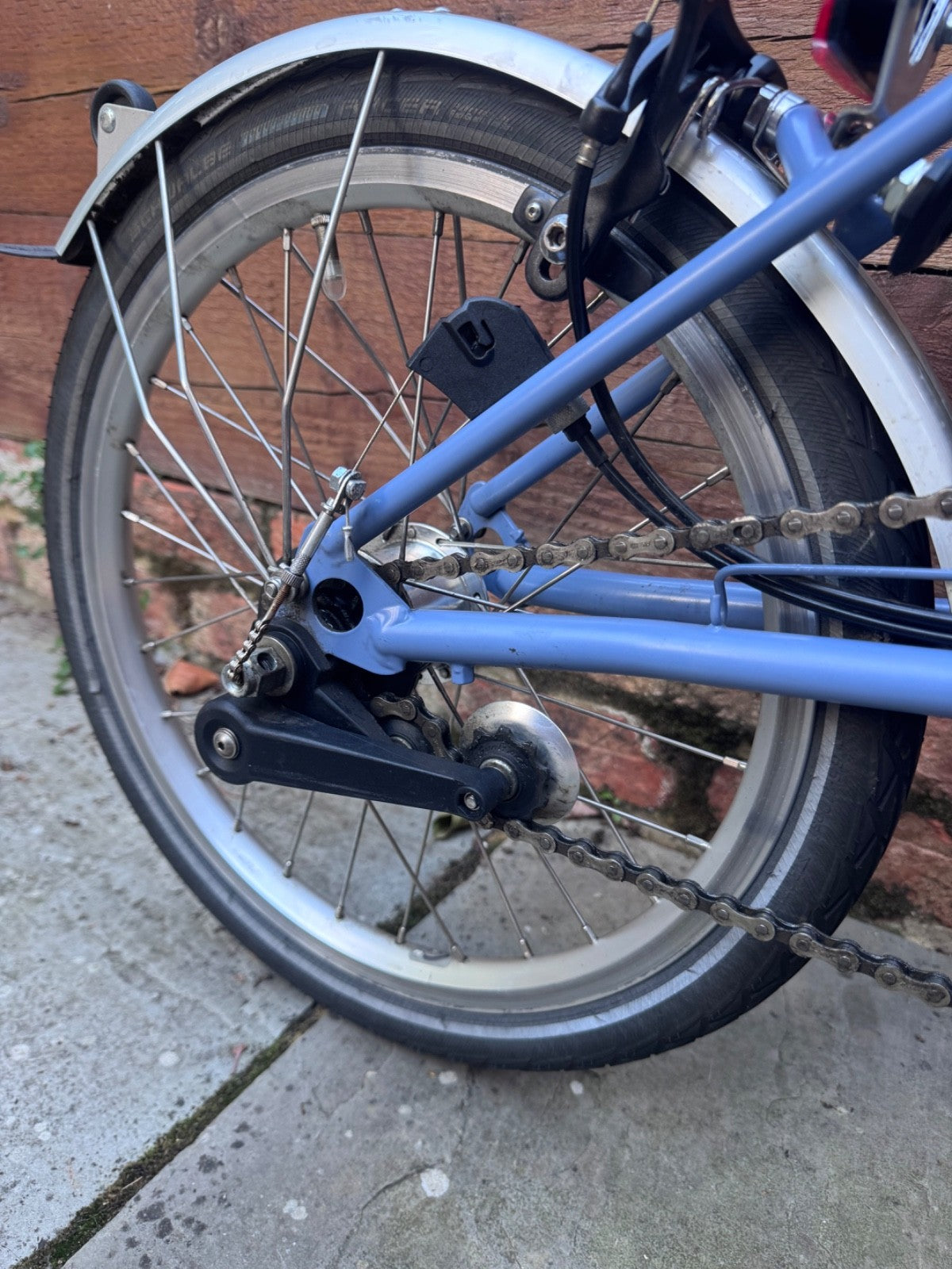 Brompton M3L Folding Bike Mid Bar Powder Blue with Unused (£150) L Borough Bag.