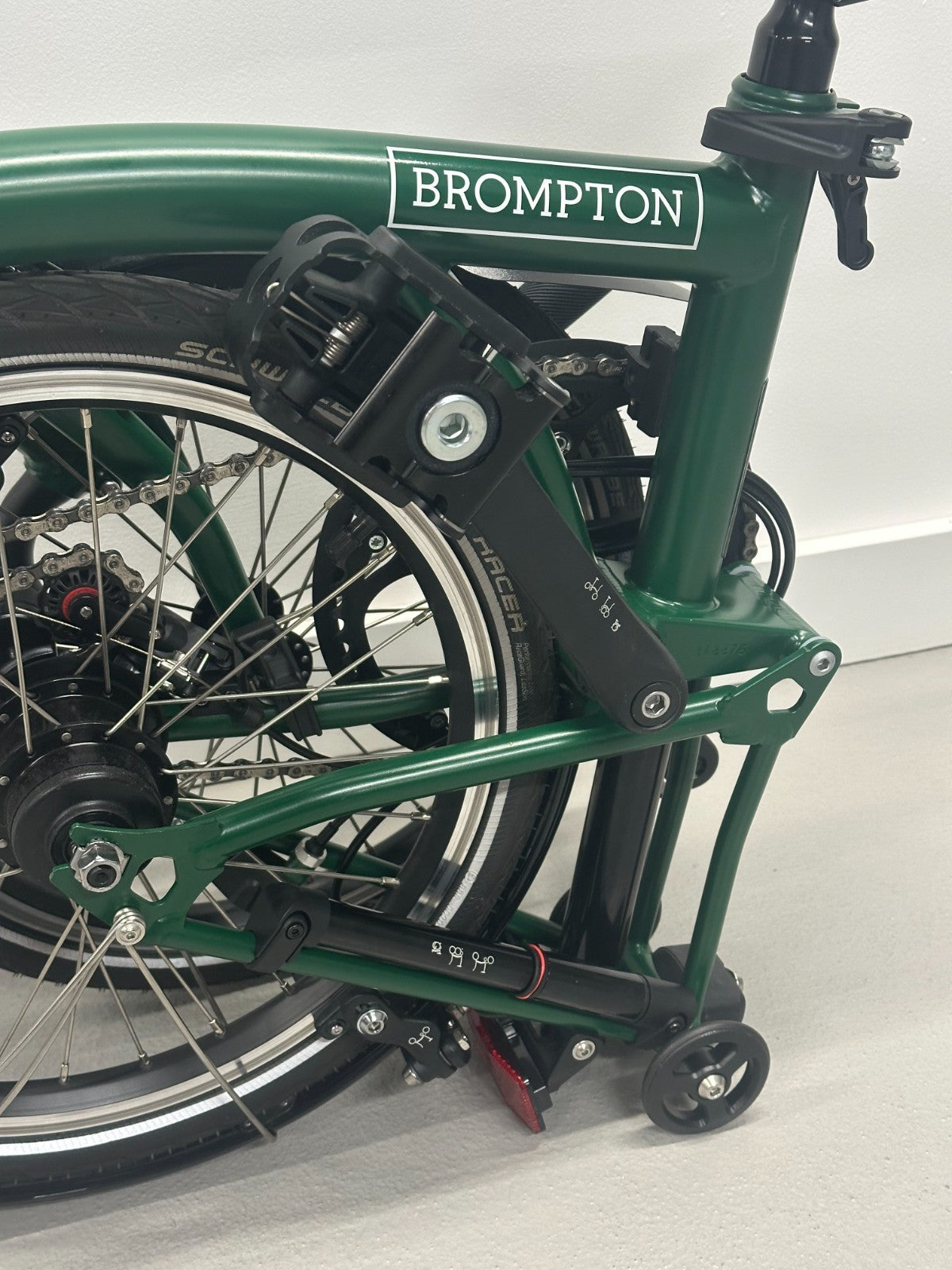 Brompton C Line - Classic Racing Green - 12 Speed - comes with Brompton Pump