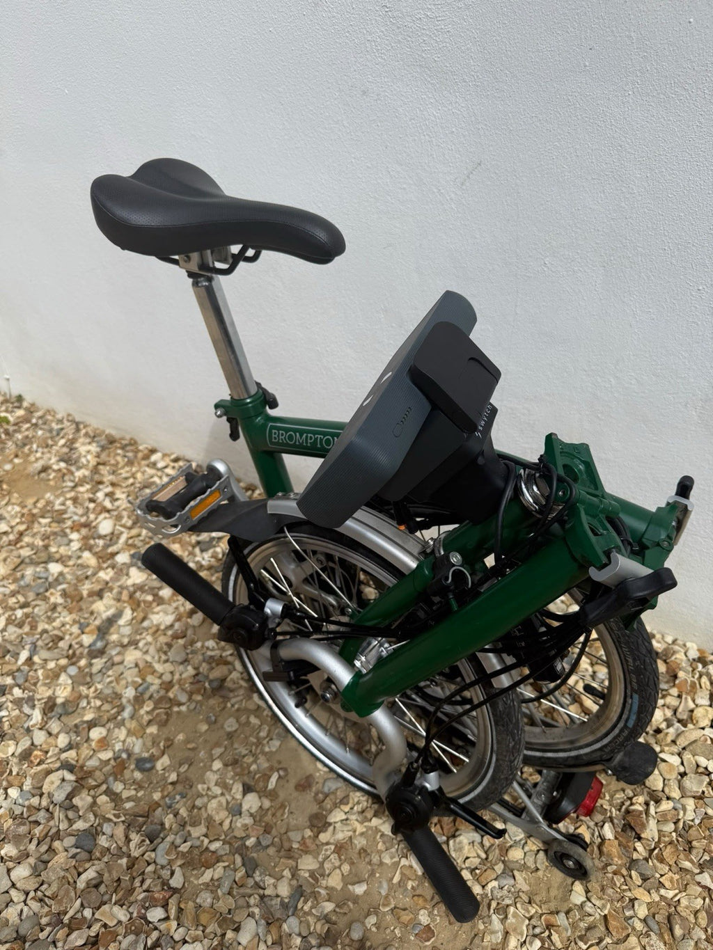 2018 Brompton M6R 6-speed in Racing Green, Swytch added