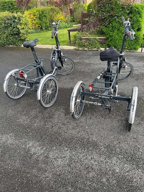 Di Blasi R32 Adult Folding Tricycles ( two number) will seperate.