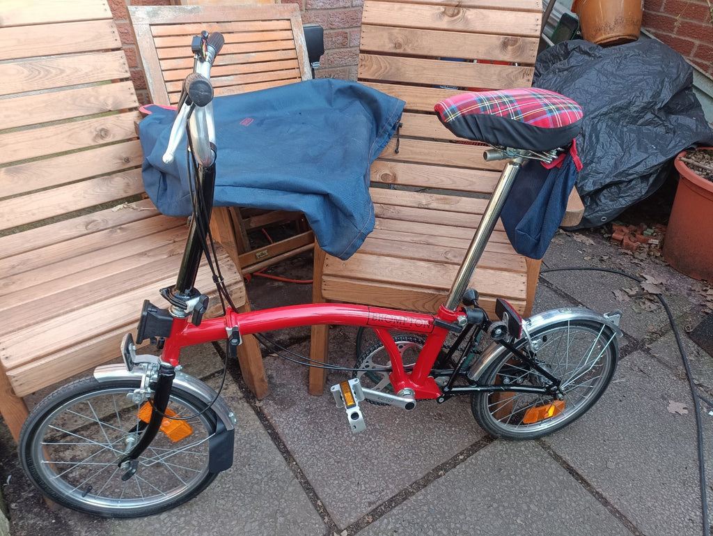 Brompton Folding Bike 3-Speed Black/Red