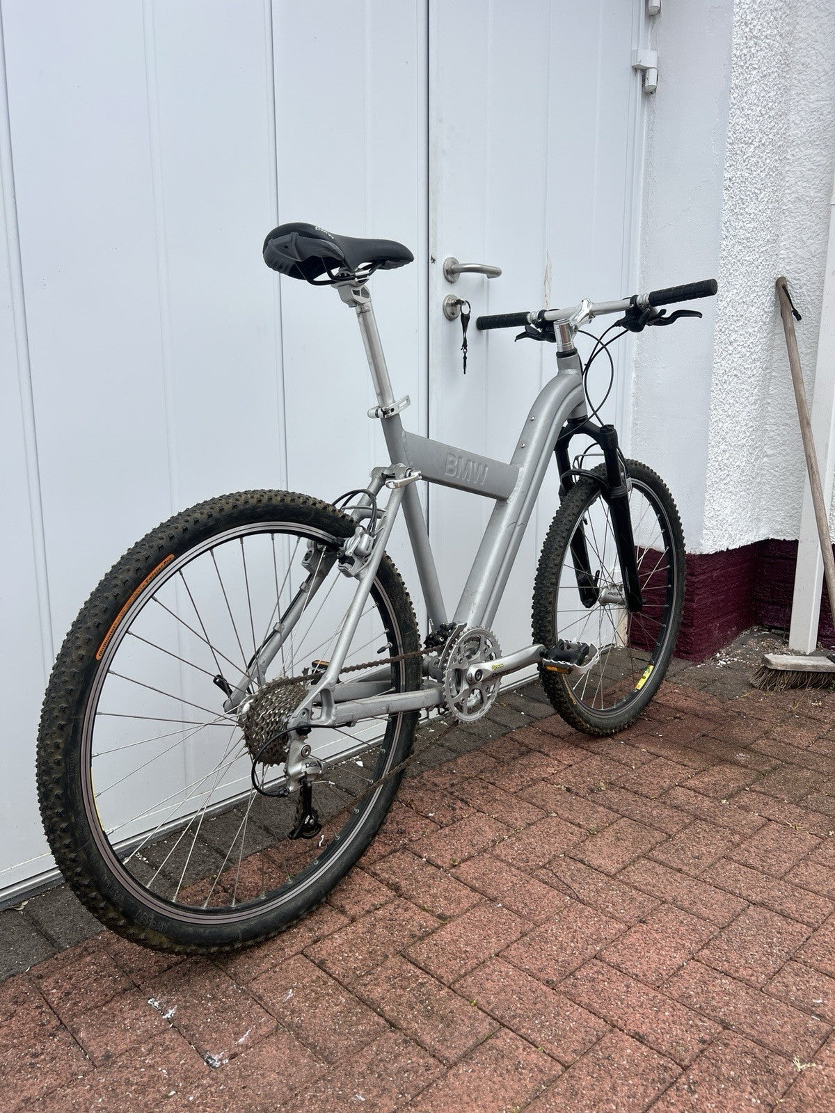 BMW Q3.S Retro Folding Mountain Bike